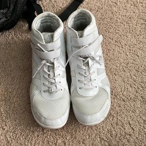 Nfinity cheer shoes